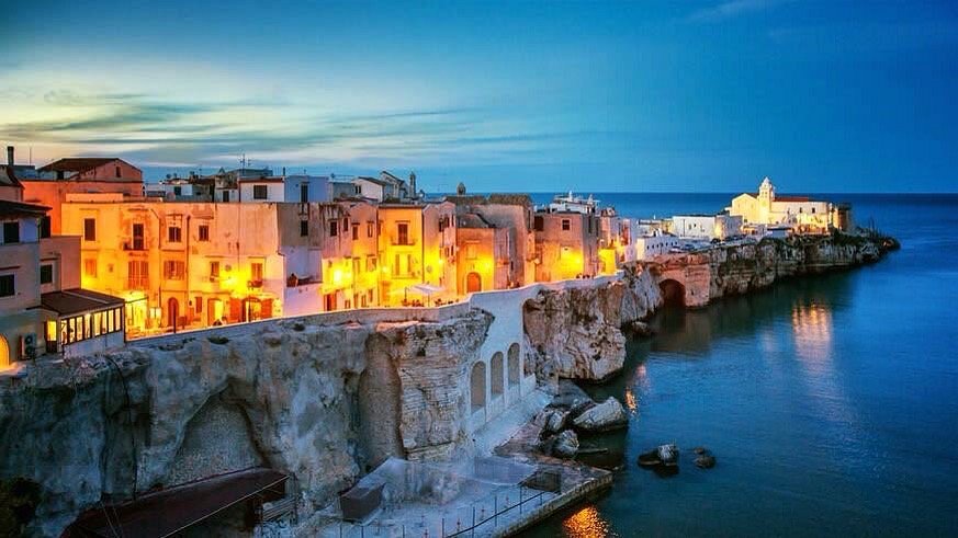 Vieste at night
